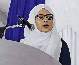 Dr Samina Khalil